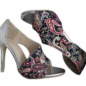 Women's Open Toed Stiletto Heels / Women's 7.5 / Paisley Pattern / New